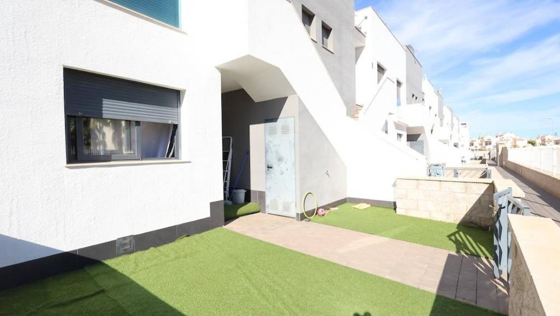 Sale - Villa - Orihuela - La Zenia