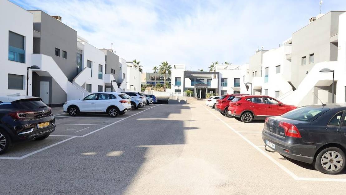 Sale - Villa - Orihuela - La Zenia