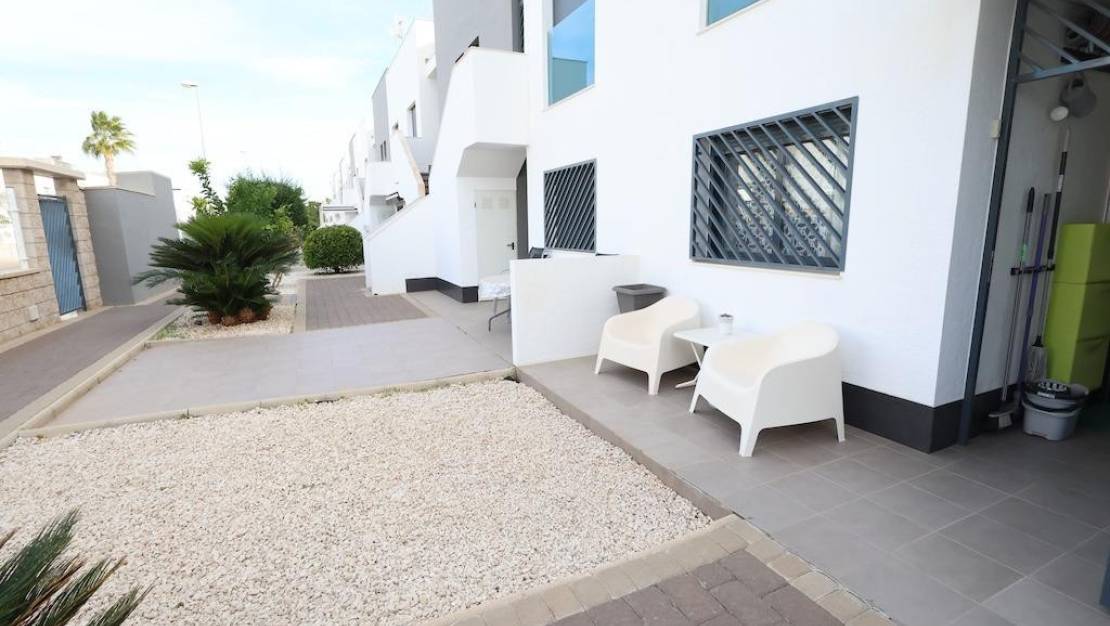 Sale - Villa - Orihuela - La Zenia