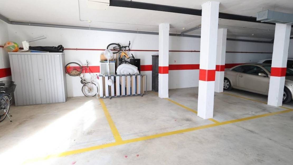 Sale - Villa - Orihuela - La Zenia