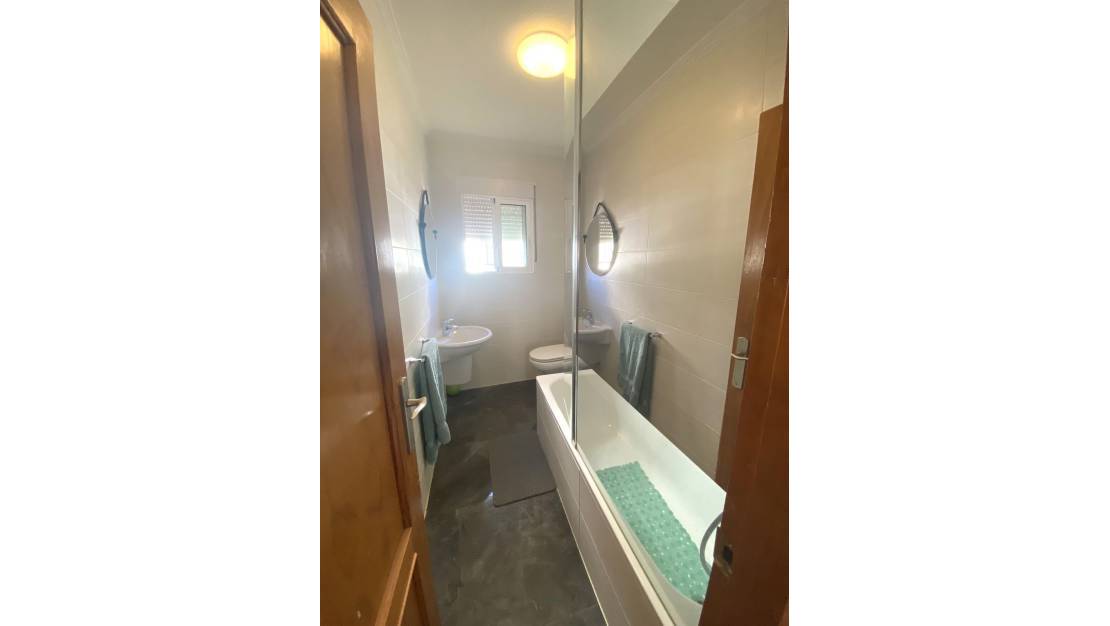 Sale - Villa - Orihuela - La Zenia