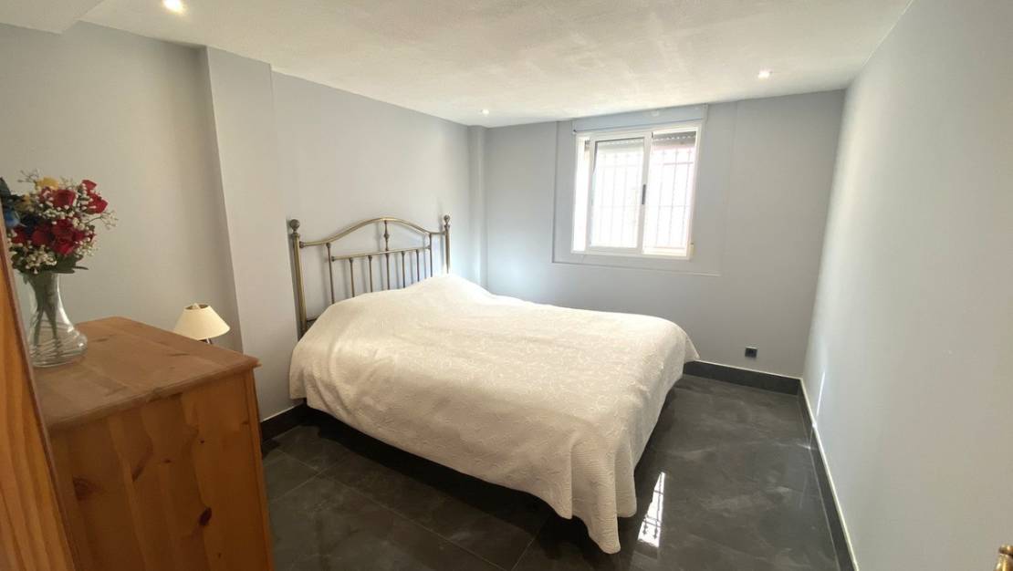 Sale - Villa - Orihuela - La Zenia