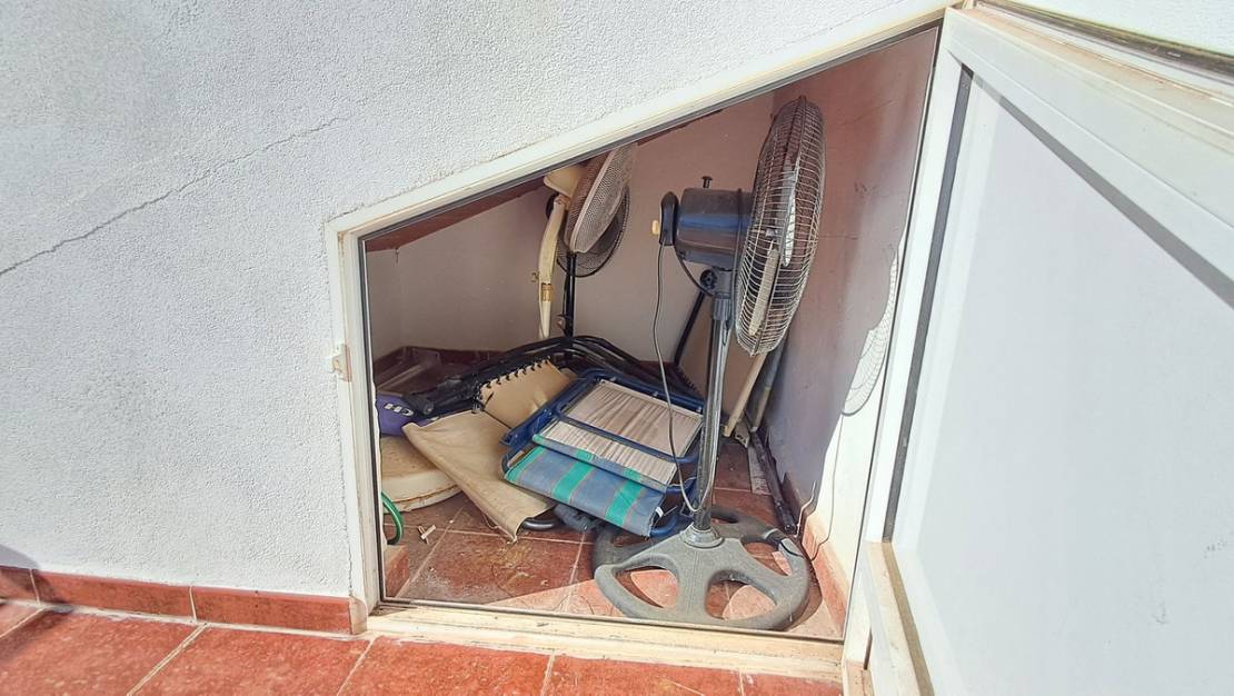 Sale - Villa - Orihuela - La Zenia