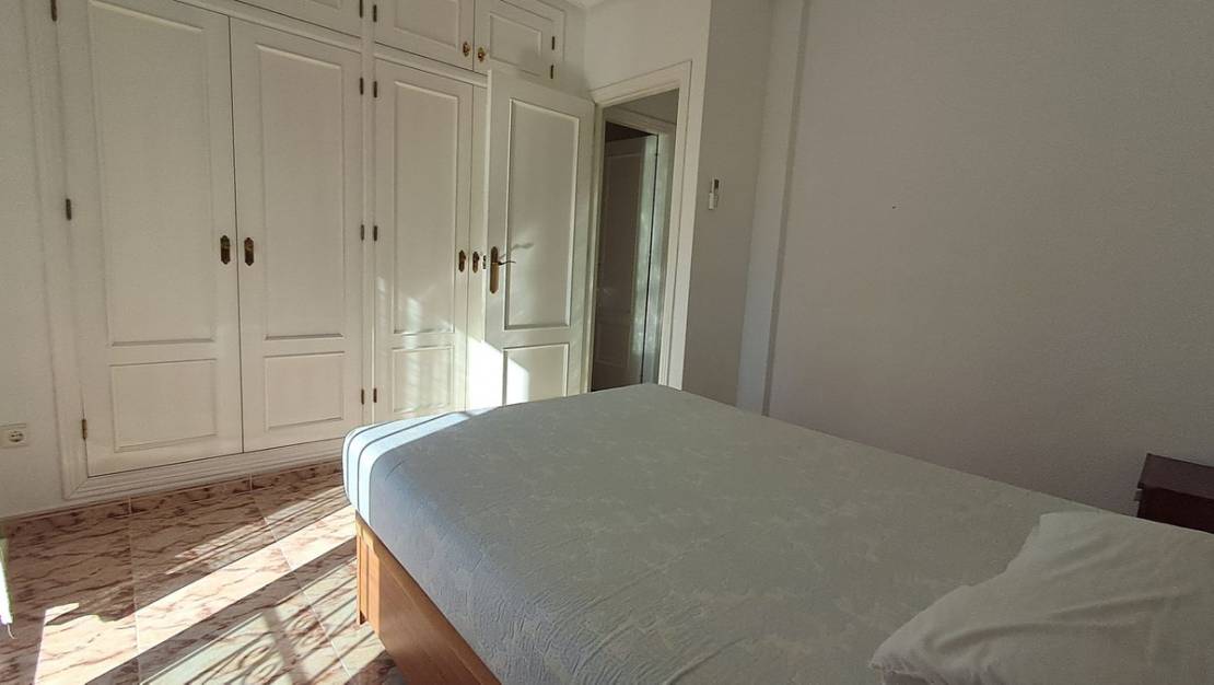 Sale - Villa - Orihuela - La Zenia