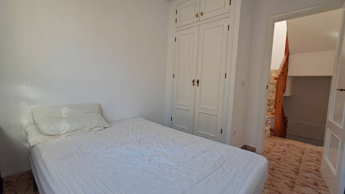 Sale - Villa - Orihuela - La Zenia