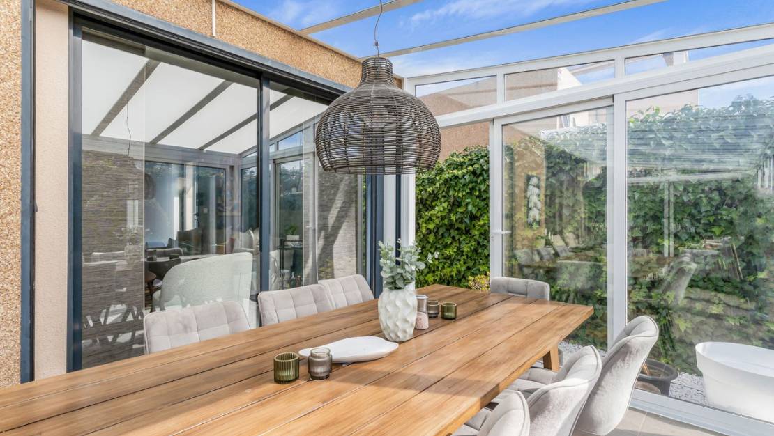 Sale - Villa - Orihuela - La Zenia