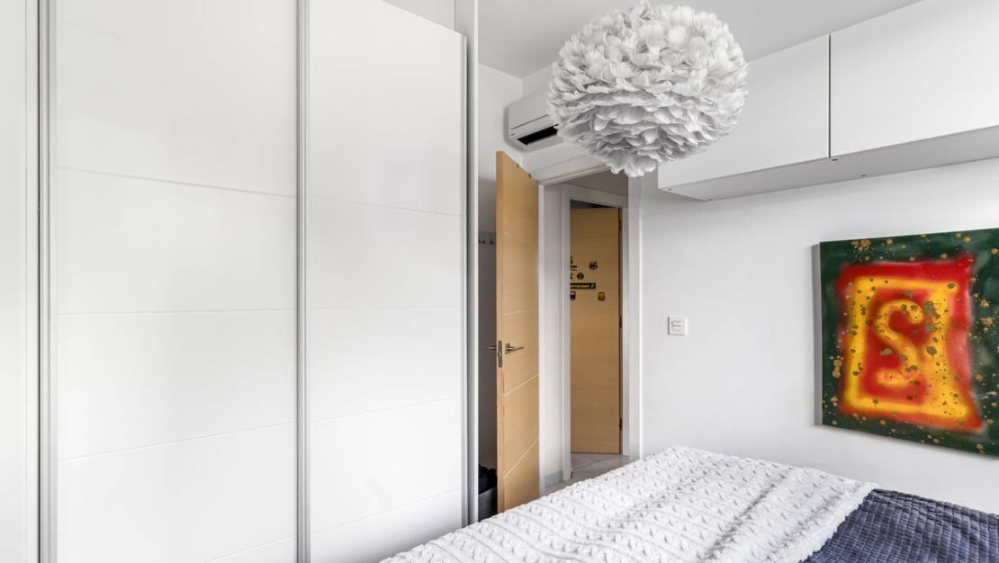 Sale - Villa - Orihuela - La Zenia