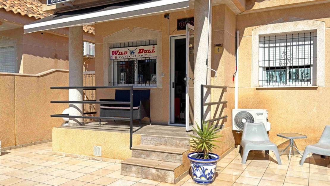 Sale - Villa - Orihuela - La Zenia