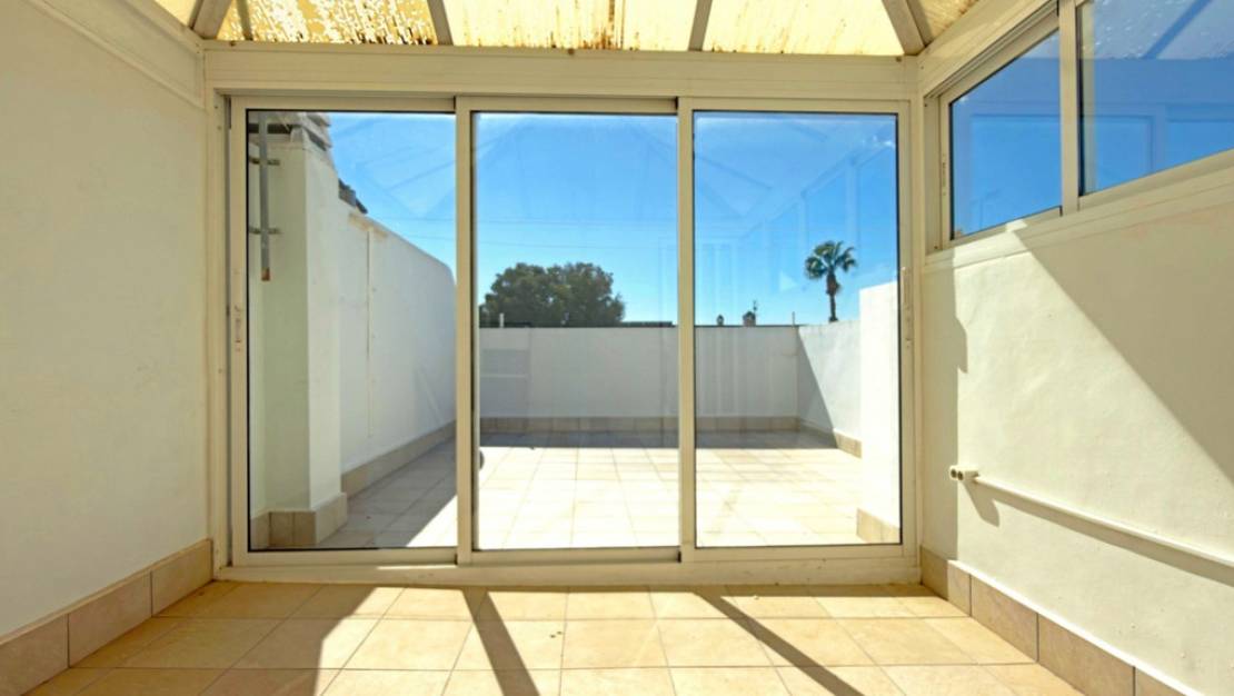 Sale - Villa - Orihuela - La Zenia