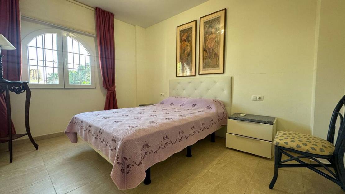 Sale - Villa - Orihuela - La Zenia