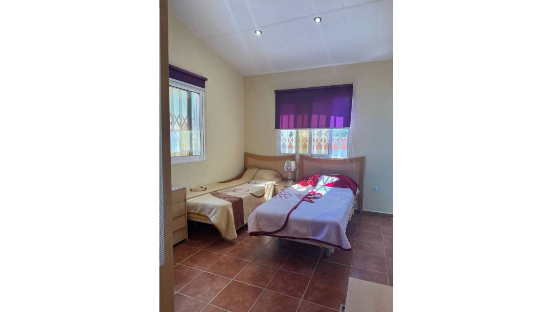 Sale - Villa - Orihuela - La Zenia