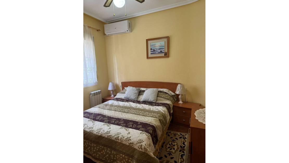 Sale - Villa - Orihuela - La Zenia