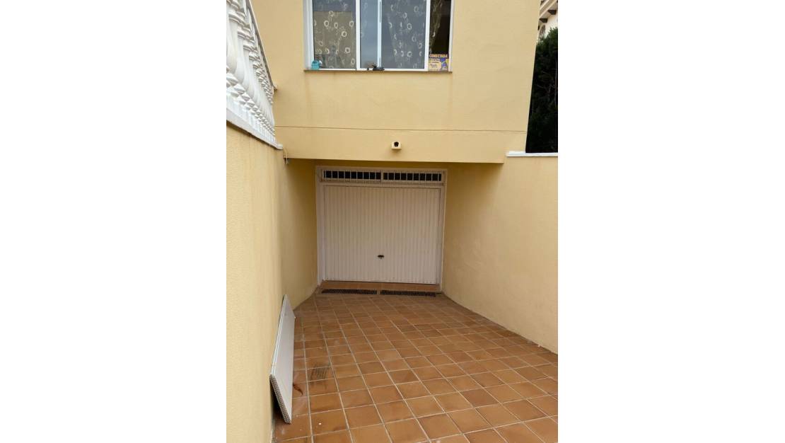 Sale - Villa - Orihuela - La Zenia