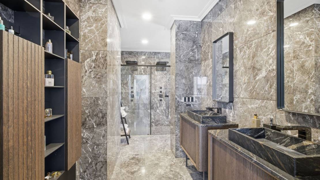 Sale - Villa - Orihuela - La Zenia