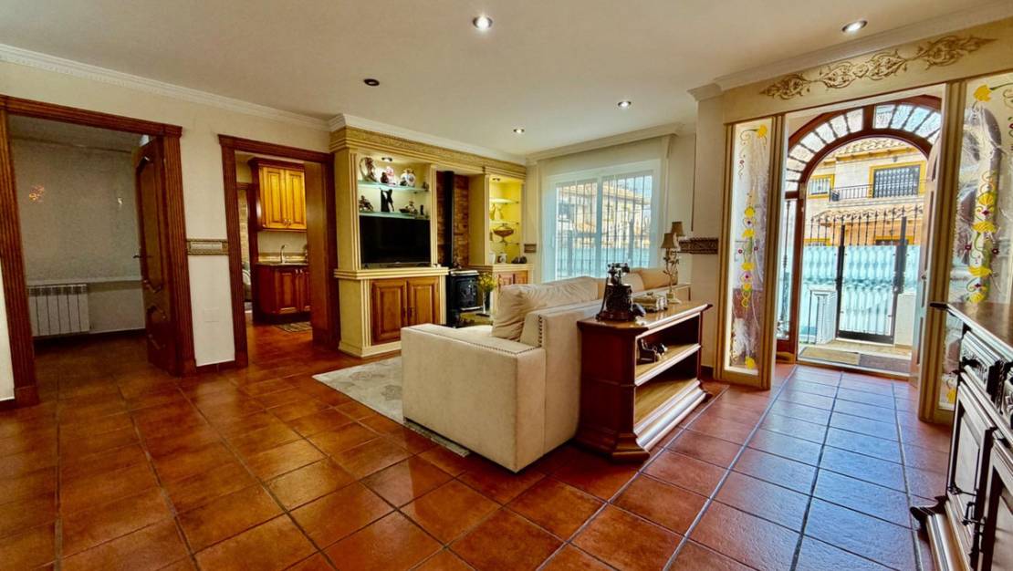 Sale - Villa - Orihuela - La Zenia