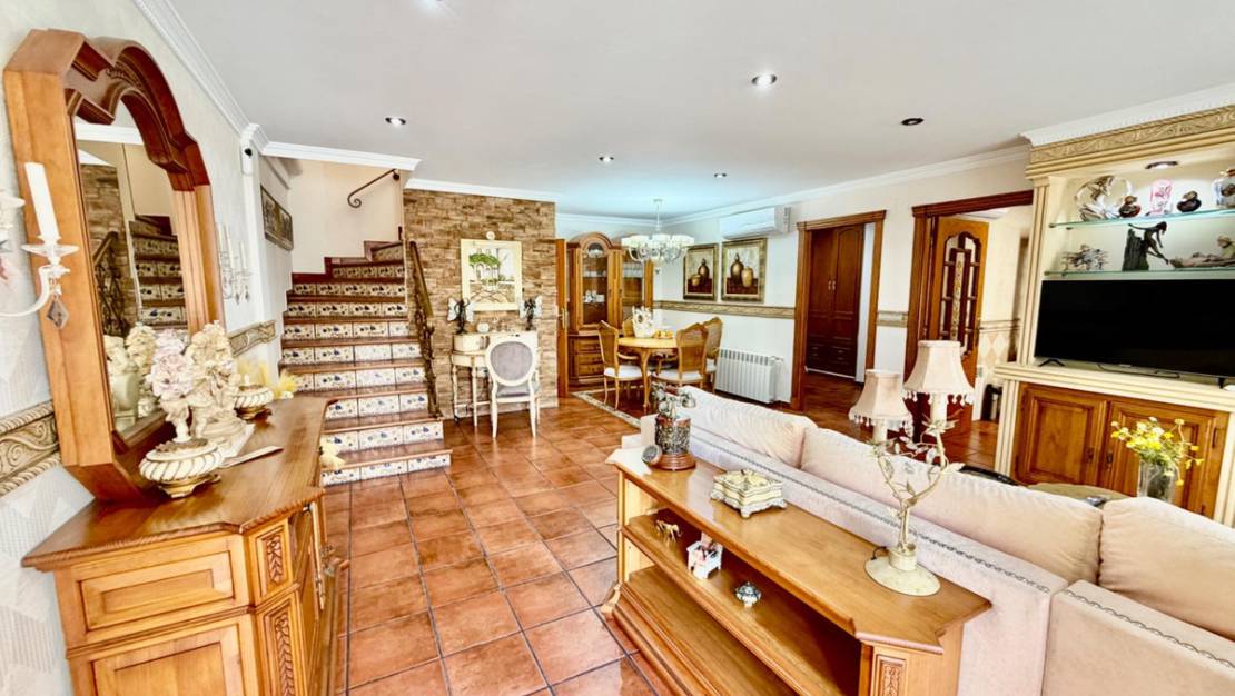 Sale - Villa - Orihuela - La Zenia