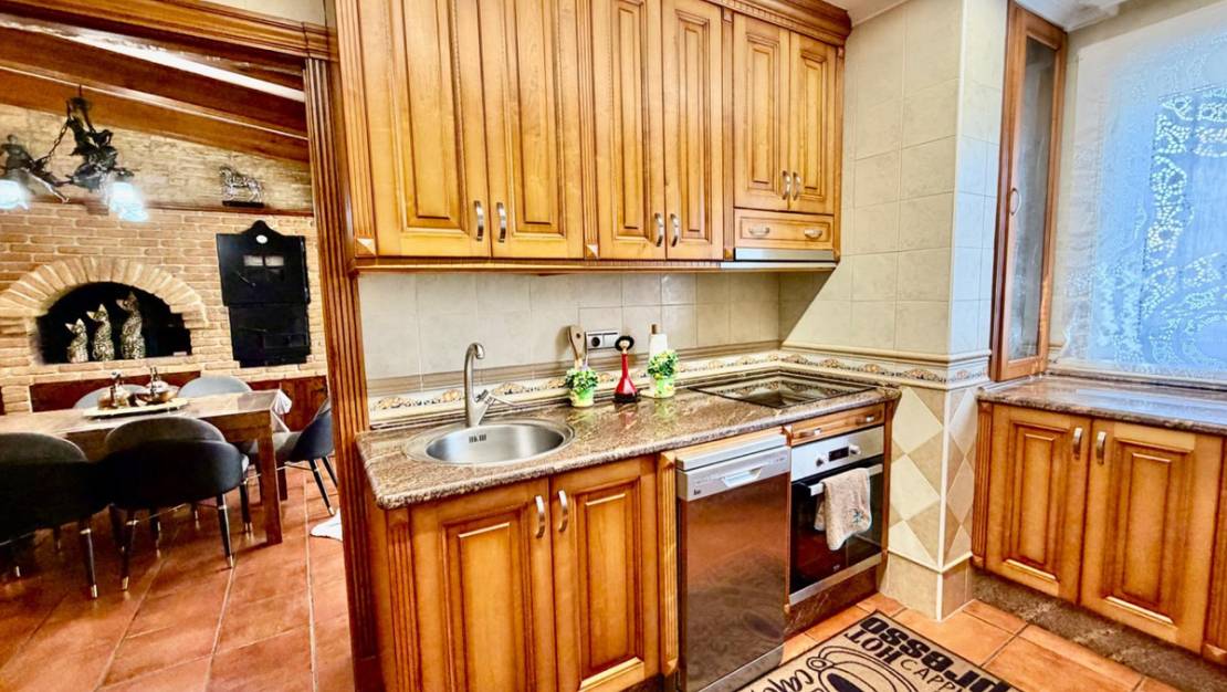 Sale - Villa - Orihuela - La Zenia