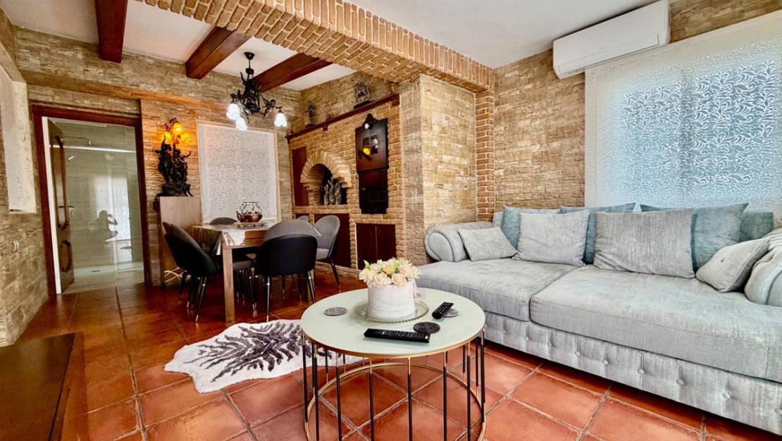 Sale - Villa - Orihuela - La Zenia