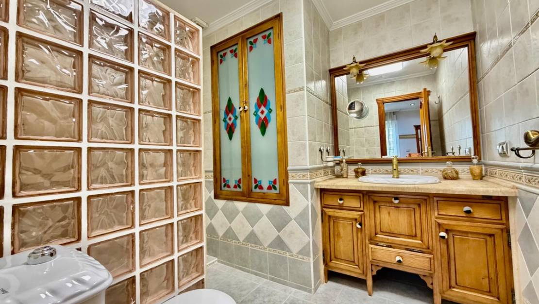 Sale - Villa - Orihuela - La Zenia