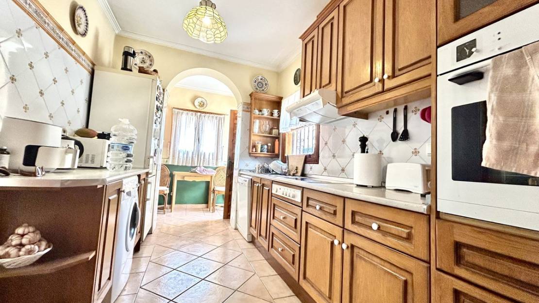 Sale - Villa - Orihuela - La Zenia