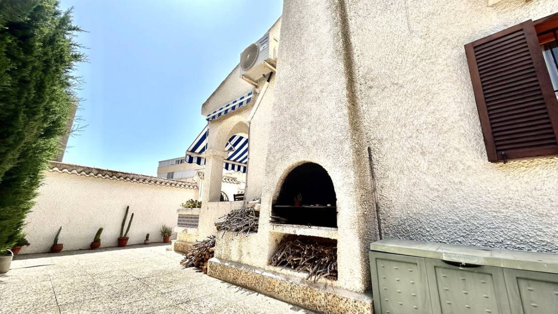 Sale - Villa - Orihuela - La Zenia