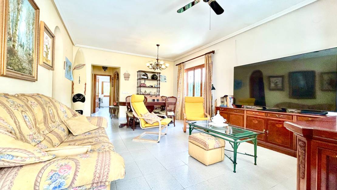 Sale - Villa - Orihuela - La Zenia