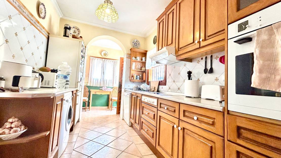 Sale - Villa - Orihuela - La Zenia