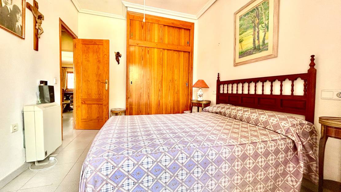 Sale - Villa - Orihuela - La Zenia