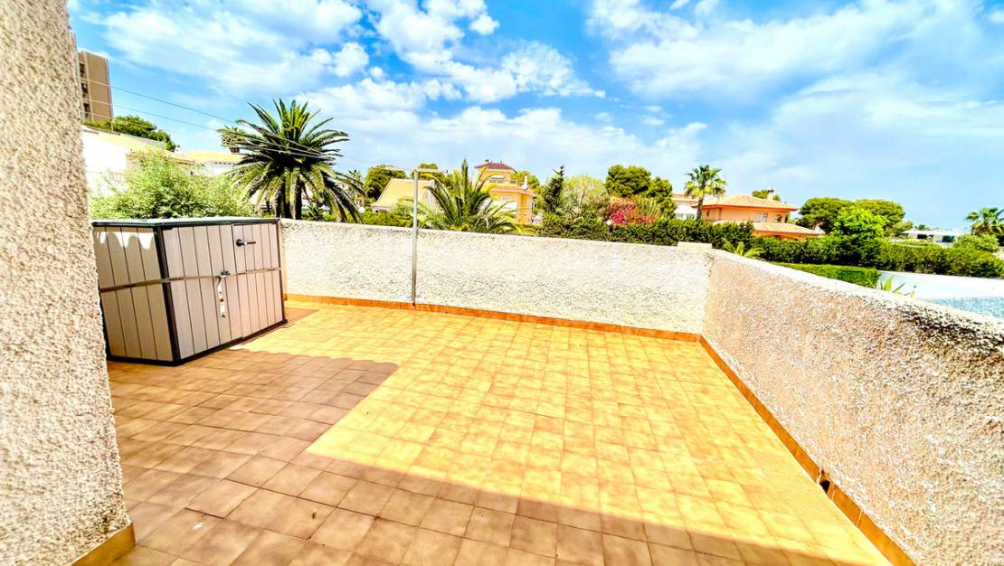 Sale - Villa - Orihuela - La Zenia