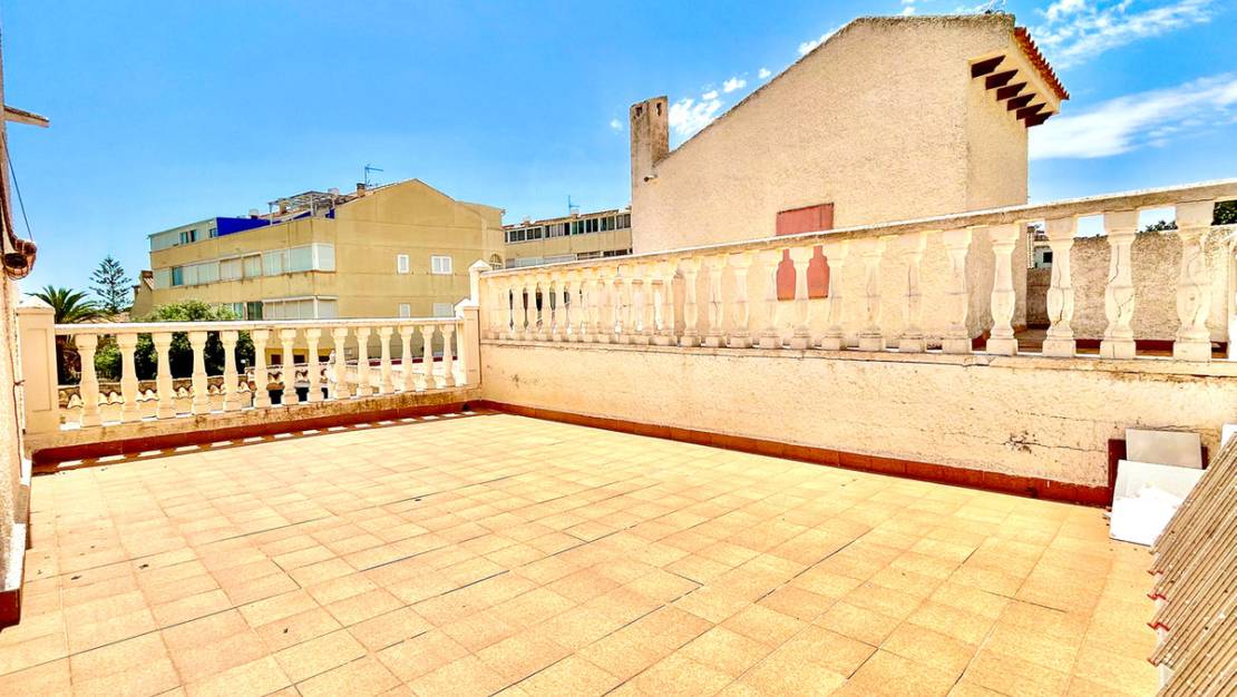 Sale - Villa - Orihuela - La Zenia