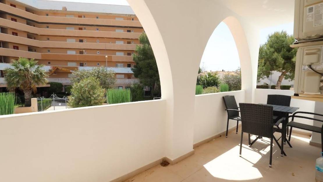 Sale - Villa - Orihuela - La Zenia