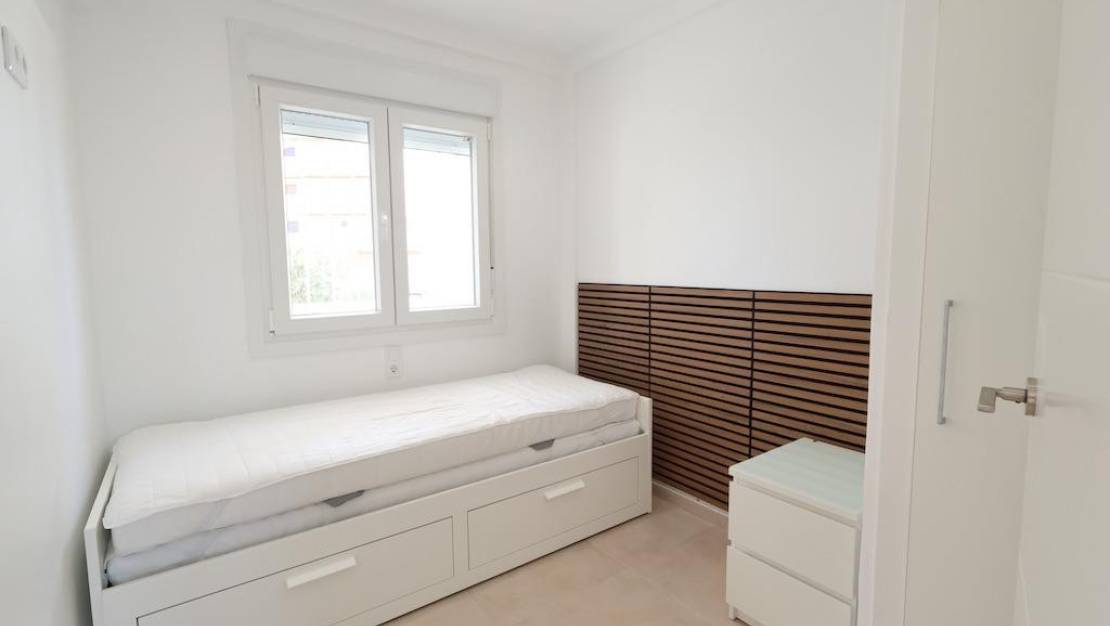 Sale - Villa - Orihuela - La Zenia