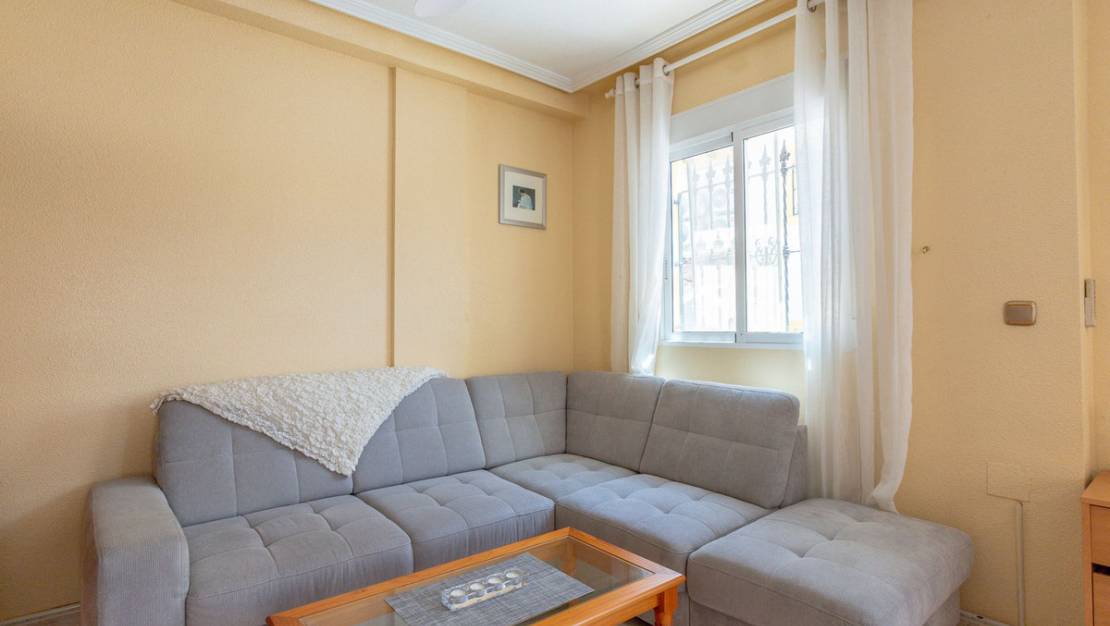 Sale - Villa - Orihuela - La Zenia