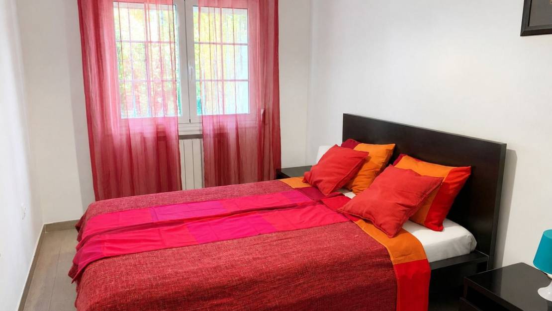 Sale - Villa - Orihuela - La Zenia