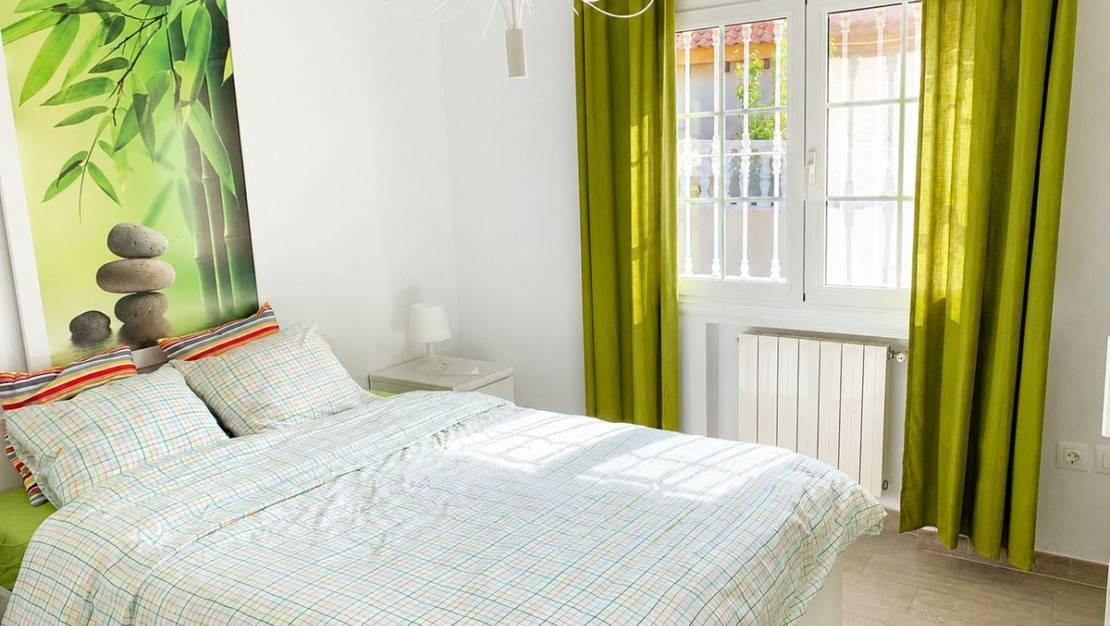 Sale - Villa - Orihuela - La Zenia