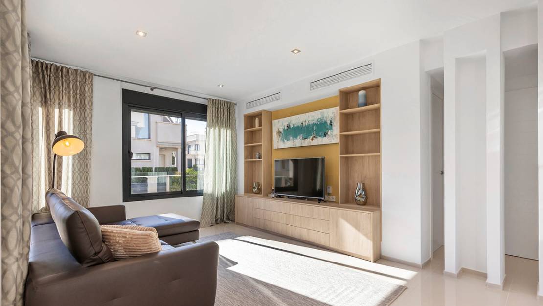 Sale - Villa - Orihuela - La Zenia