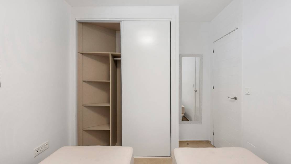 Sale - Villa - Orihuela - La Zenia
