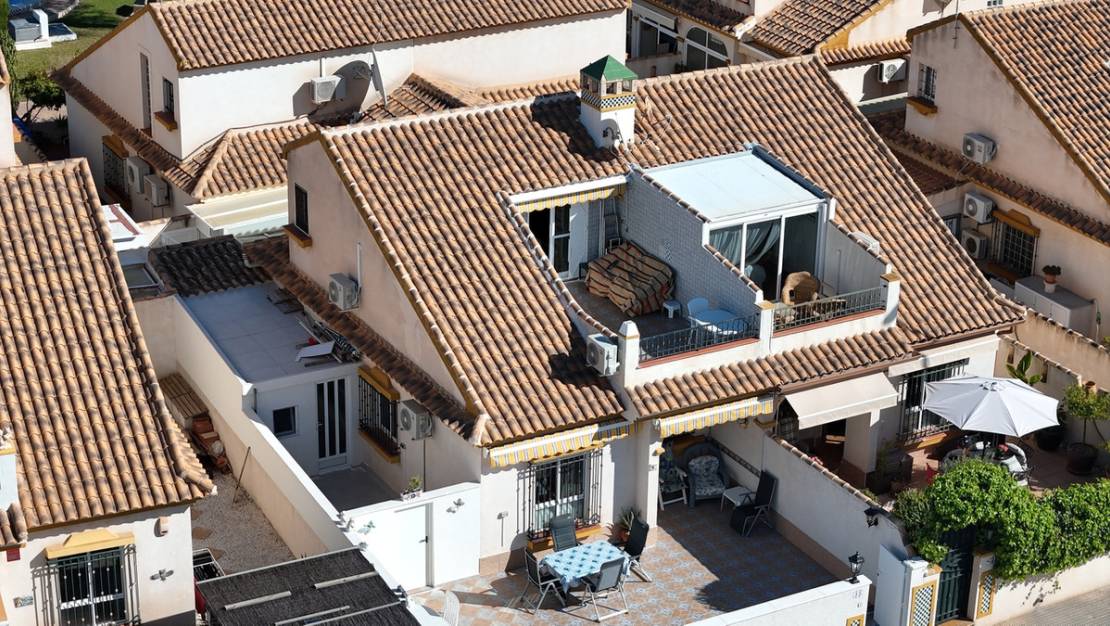 Sale - Villa - Orihuela - La Zenia