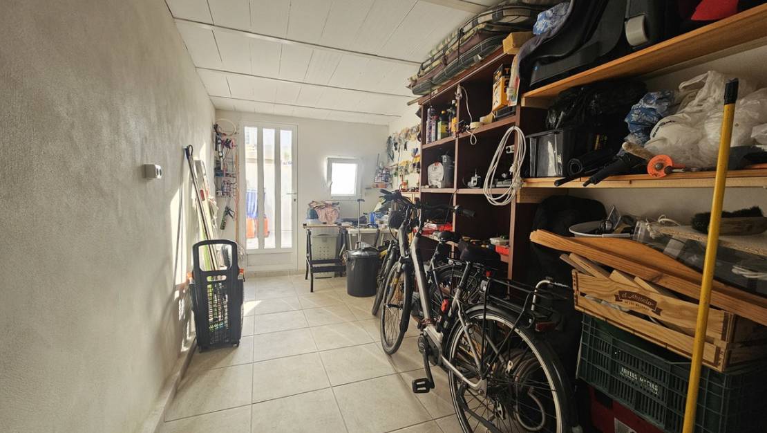 Sale - Villa - Orihuela - La Zenia