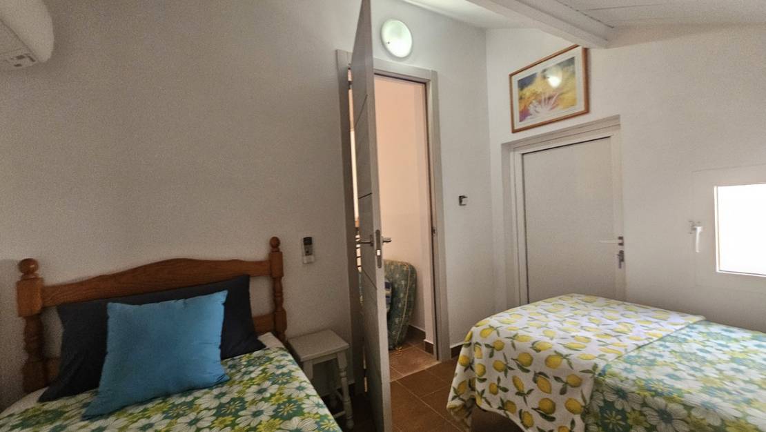 Sale - Villa - Orihuela - La Zenia