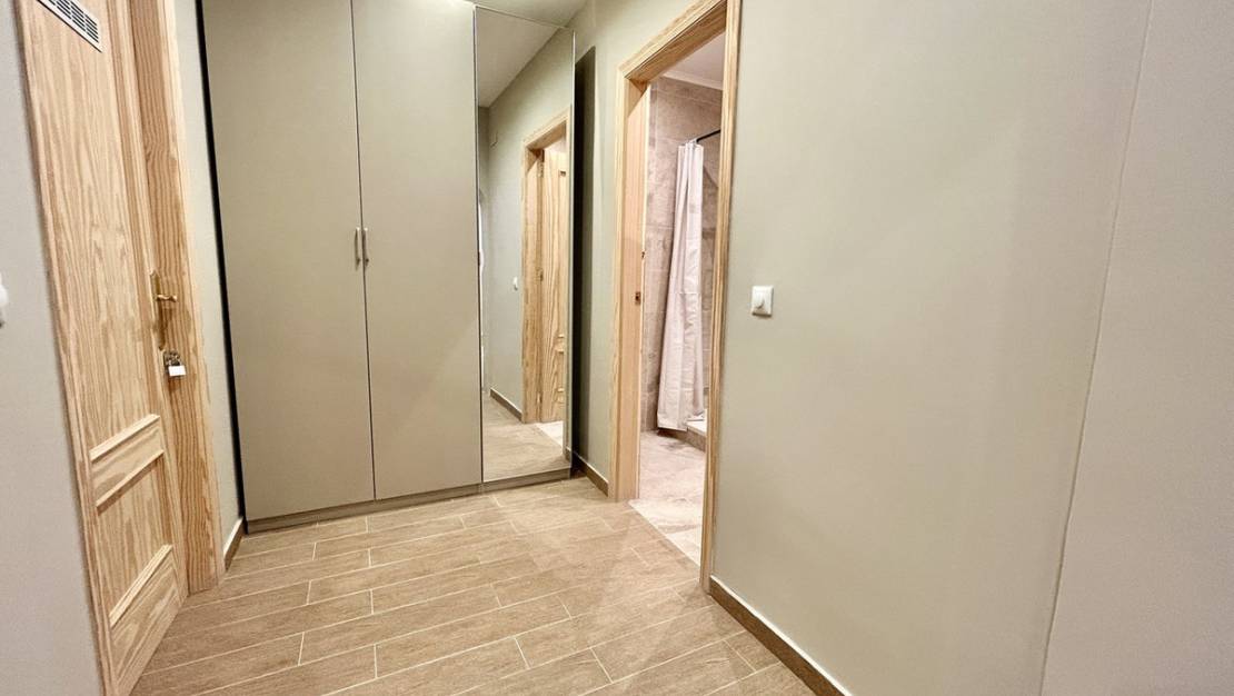 Sale - Villa - Orihuela - La Zenia