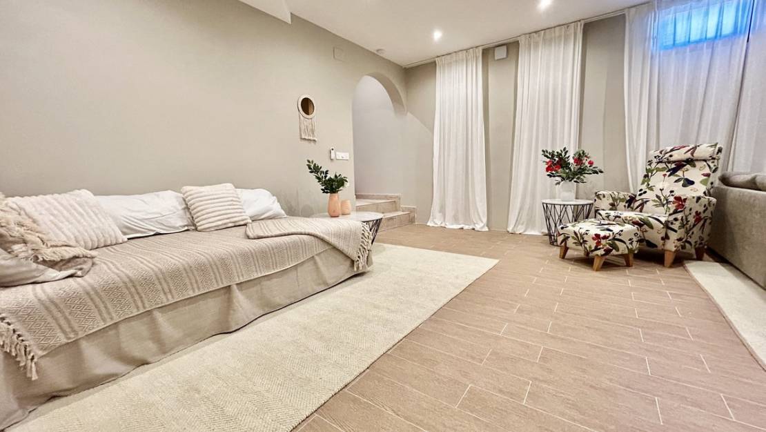 Sale - Villa - Orihuela - La Zenia