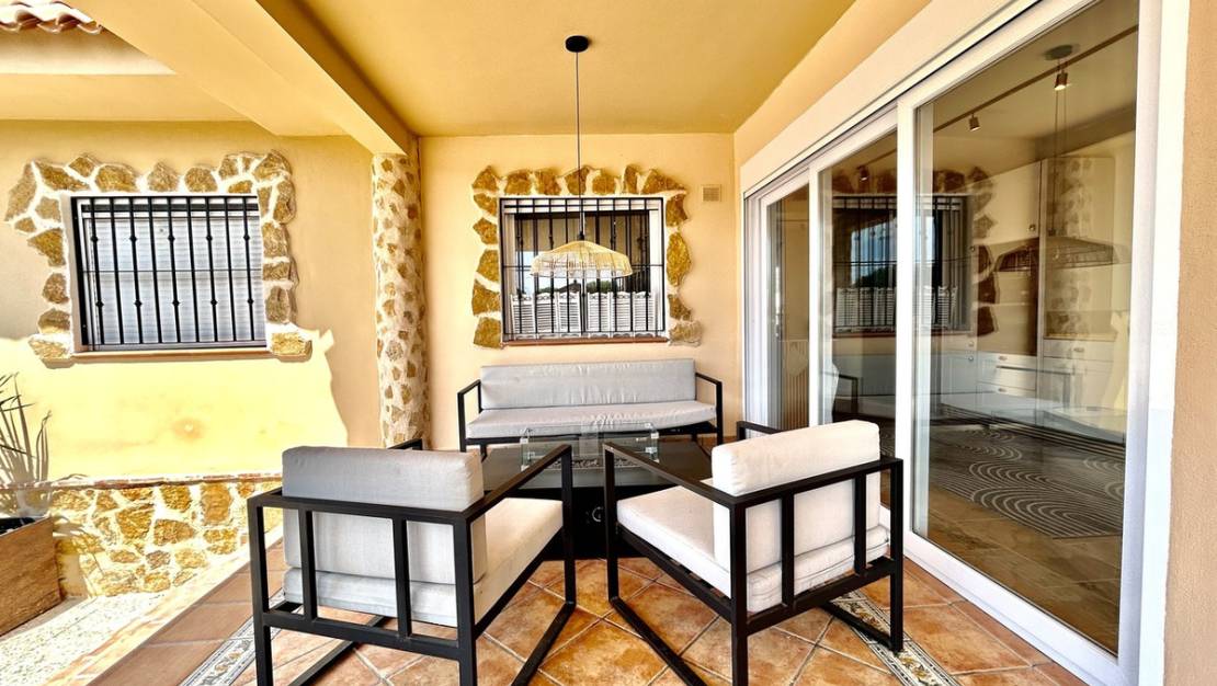 Sale - Villa - Orihuela - La Zenia