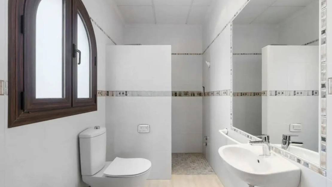 Sale - Villa - Orihuela - La Zenia