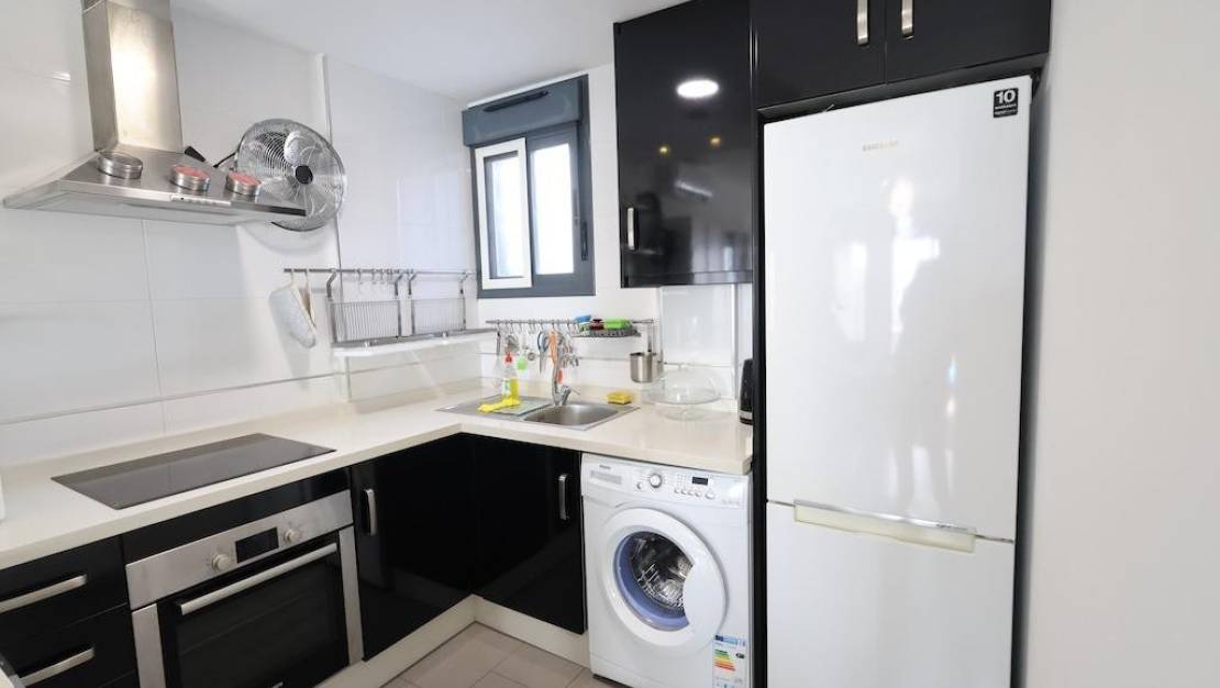 Sale - Villa - Orihuela - La Zenia