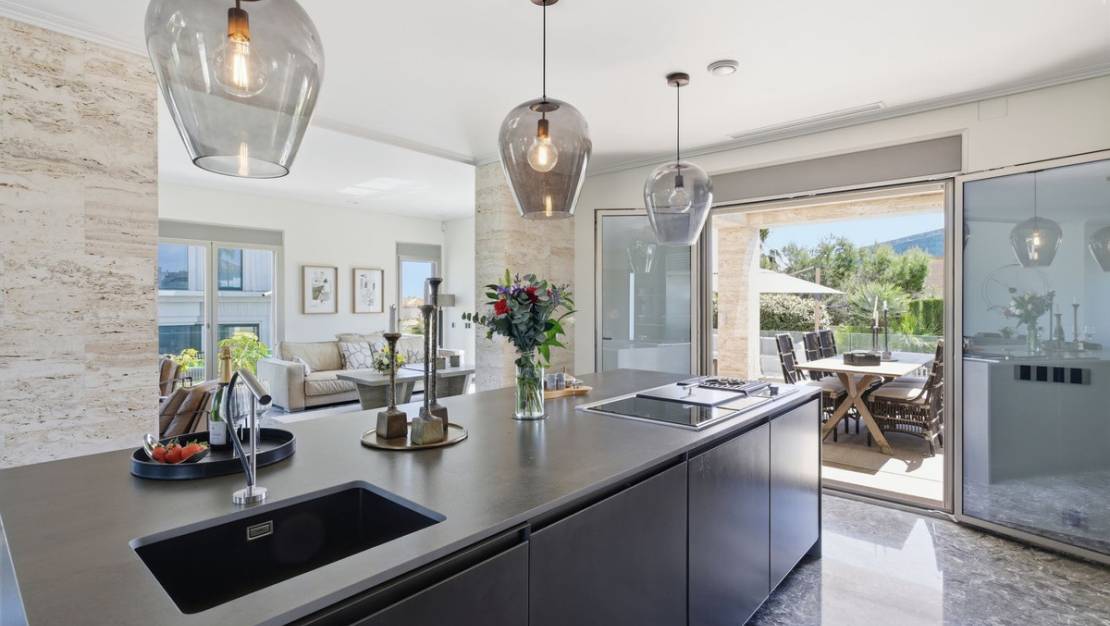 Sale - Villa - Orihuela - La Zenia