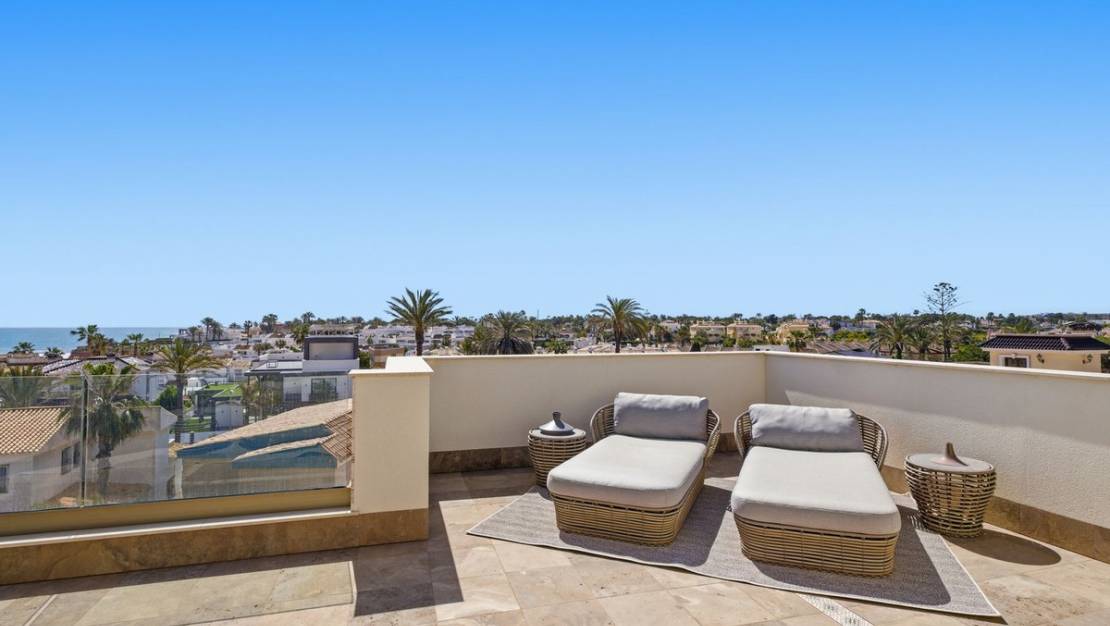 Sale - Villa - Orihuela - La Zenia