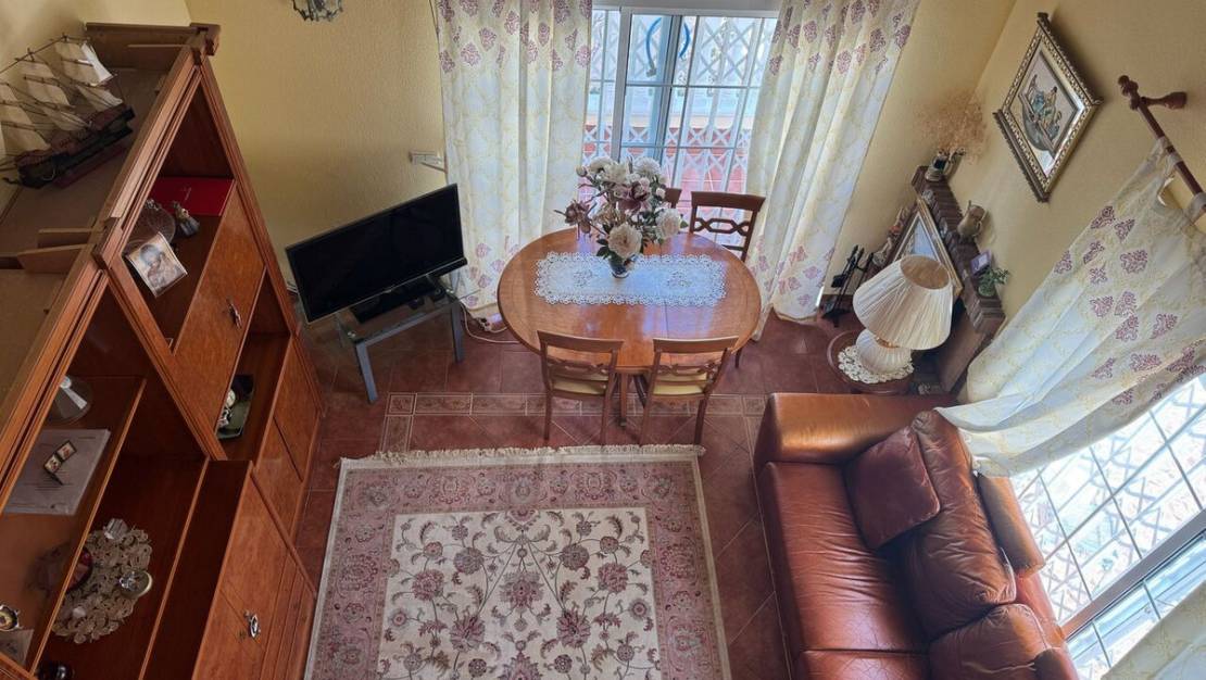 Sale - Villa - Orihuela - La Zenia