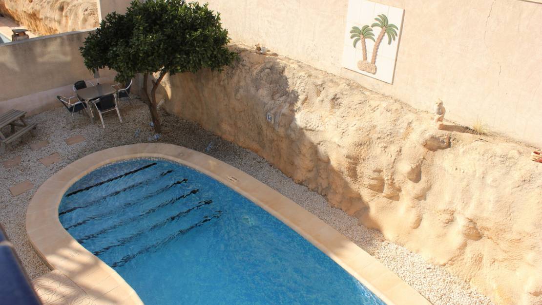 Sale - Villa - Orihuela - La Zenia