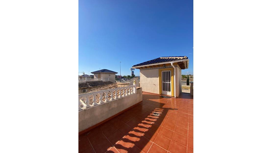Sale - Villa - Orihuela - La Zenia